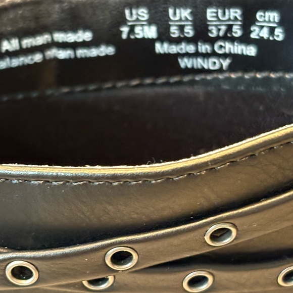 Fergalicious Fergie Windy Black Heeled Ankle Boots Studded Nice Condition 7.5M - Picture 6 of 7